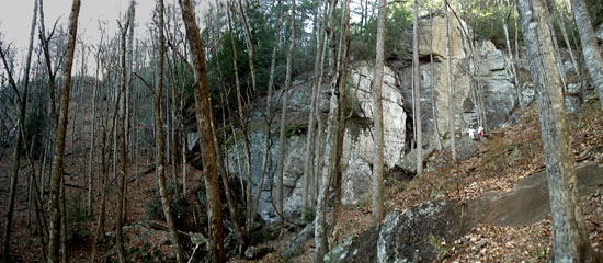 The full shot of Raven Cliffs!